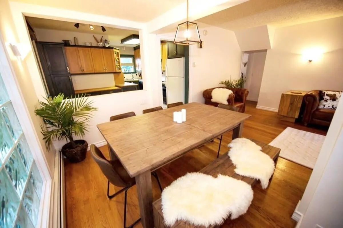North House - Banff Mountain Home- The Real Rockies Experience Канада